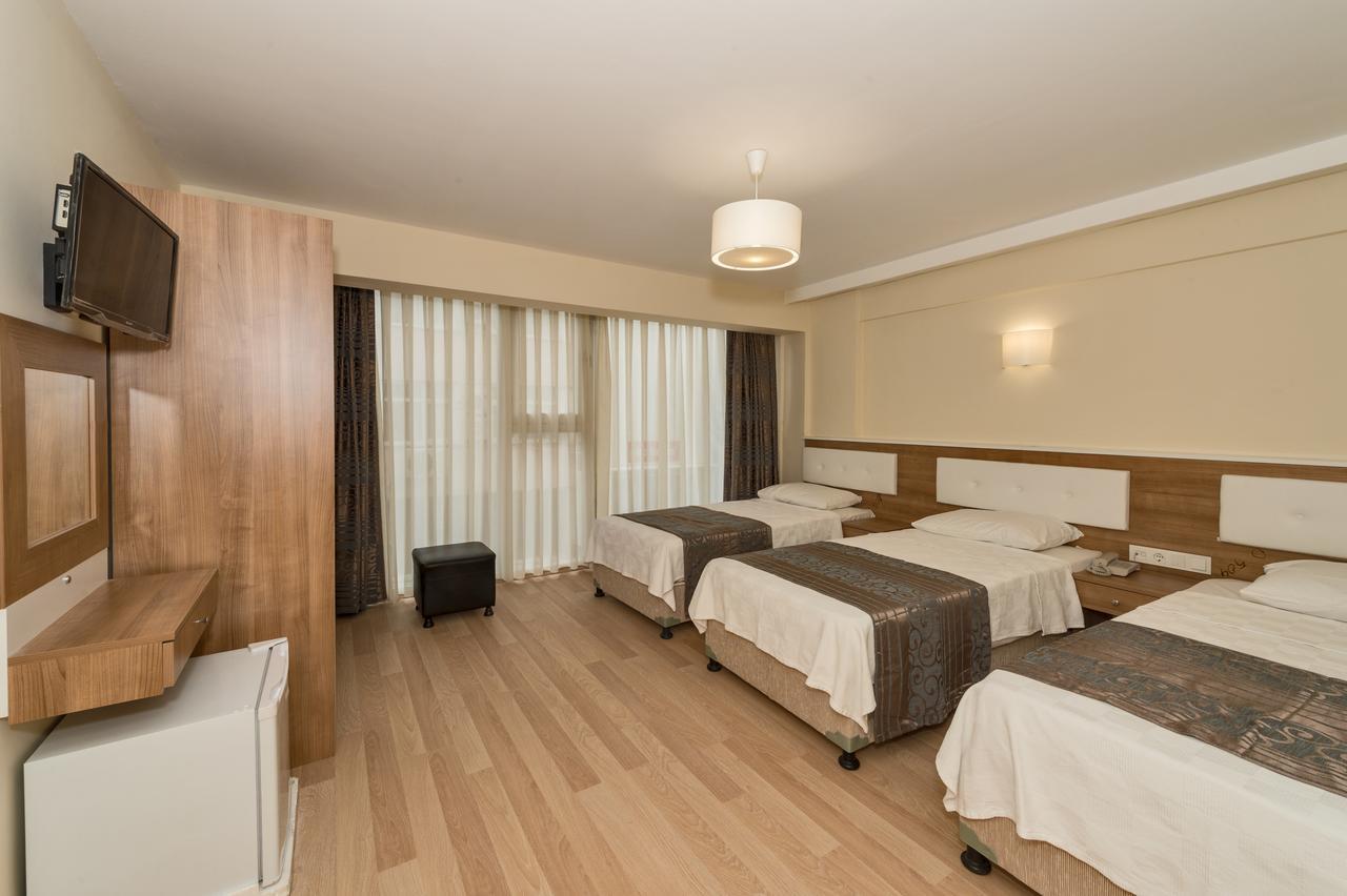 Polanin Hotel Istanboel Buitenkant foto