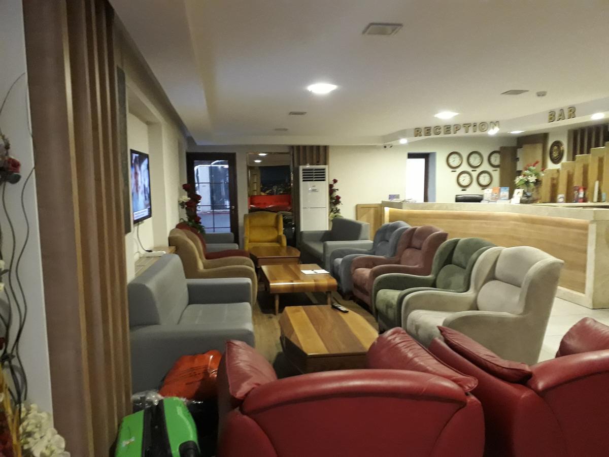 Polanin Hotel Istanboel Buitenkant foto